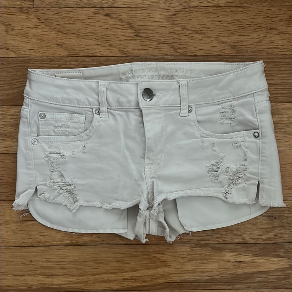 American Eagle White Jean Shorts Distressed Casual Style